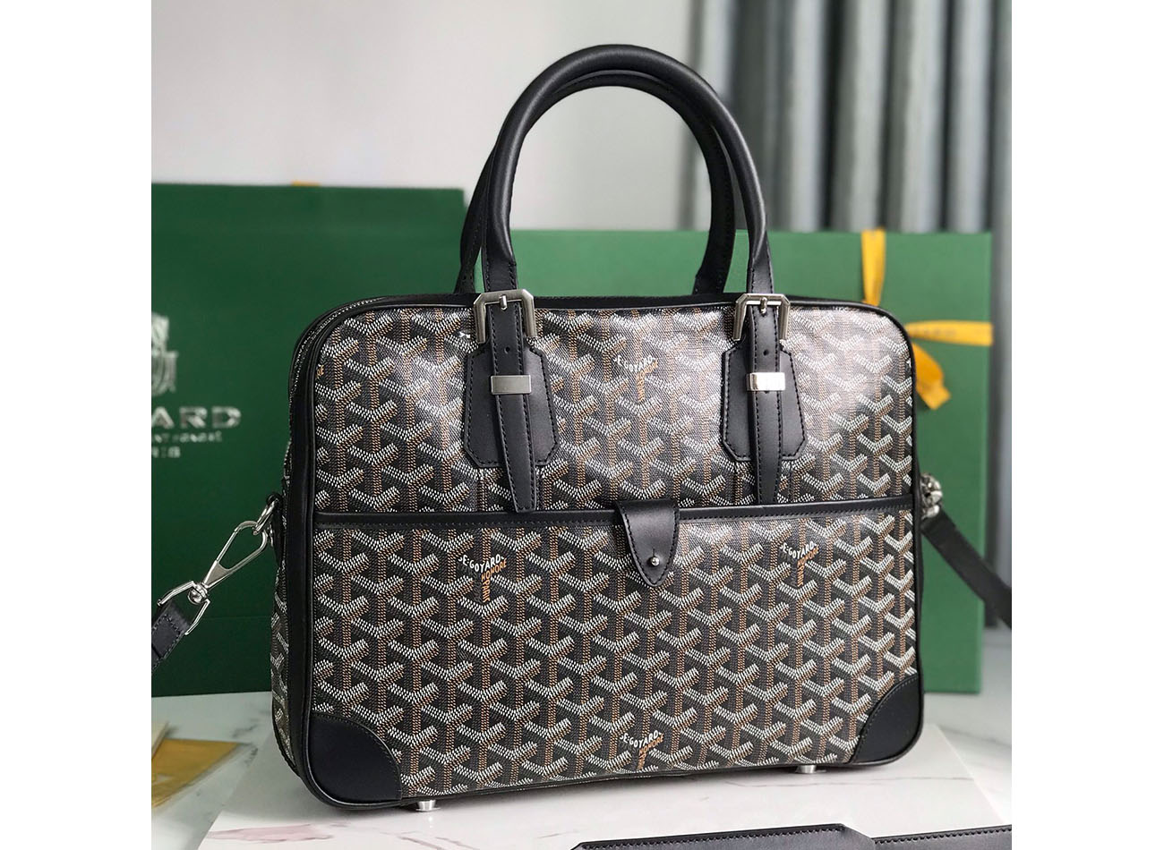 Goyard ambassad message bag 35×7×27cm